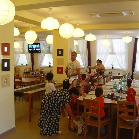 Hotel Astra Brasov Ngoại thất bức ảnh