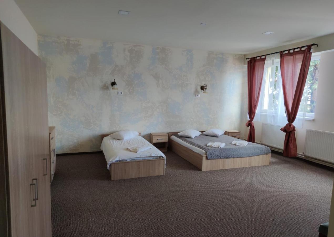 Hotel Astra Brasov Ngoại thất bức ảnh