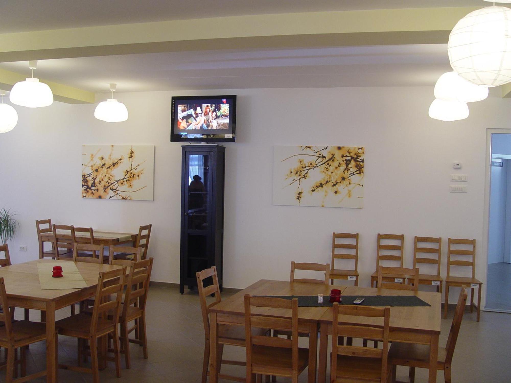 Hotel Astra Brasov Ngoại thất bức ảnh