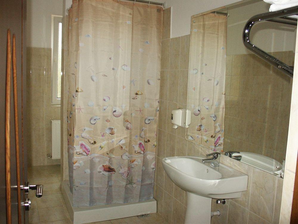Hotel Astra Brasov Ngoại thất bức ảnh